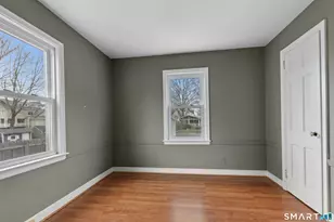 20 Benson Pl, Fairfield, CT 06824 - Photo 8