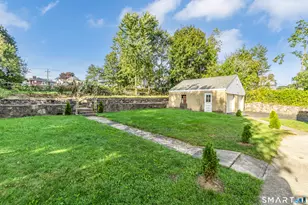 24 Pilgrim Ave, Waterbury, CT 06704 - Photo 18