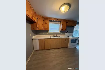 21 Hartford Avenue #4, Newington, CT 06111 - Photo 6