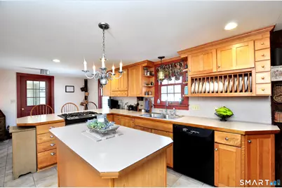 537 Center Street, Manchester, CT 06040 - Photo 40