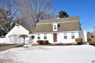 537 Center St, Manchester, CT 06040 - Photo 1