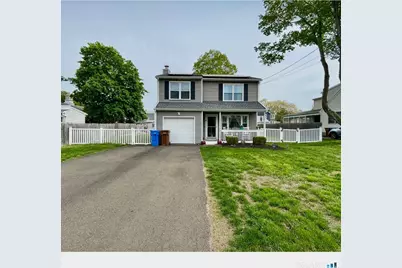 18 Wallace Street, Shelton, CT 06484 - Photo 2