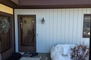 27 Crows Nest Ln, Danbury, CT 06810 - Photo 1