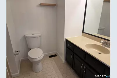 27 Crows Nest Lane #8F, Danbury, CT 06810 - Photo 18