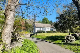 37 Weed St, New Canaan, CT 06840 - Photo 2