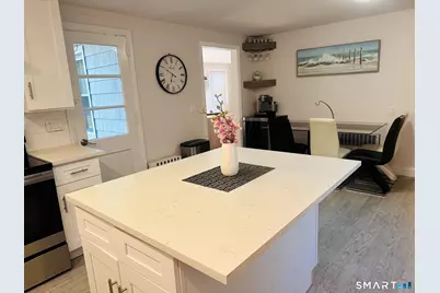 37 Weed Street, New Canaan, CT 06840 - Photo 22