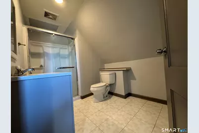 334 Seaview Avenue, Bridgeport, CT 06607 - Photo 8