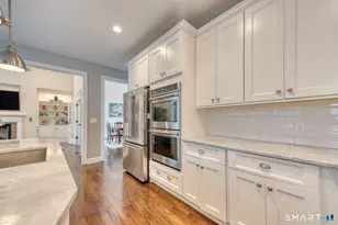 15 Squire Ct, Trumbull, CT 06611 - Photo 12