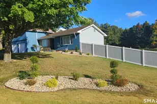 66 Haystack Rd, Manchester, CT 06040 - Photo 2