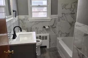 166 George St, Hartford, CT 06114 - Photo 4