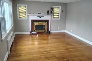 166 George St, Hartford, CT 06114 - Photo 2