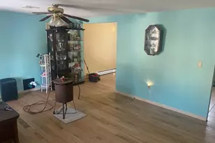 28 Kent Ct, Middletown, CT 06457 - Photo 4