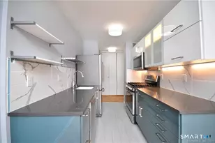 31 Woodland St, Hartford, CT 06111 - Photo 8