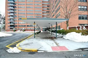 31 Woodland St, Hartford, CT 06111 - Photo 2