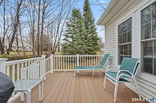 146 Country Club Dr, Oxford, CT 06478 - Photo 14