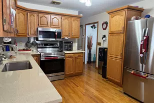 18 Olivia Ln, Naugatuck, CT 06770 - Photo 8