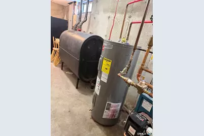 18 Olivia Lane, Naugatuck, CT 06770 - Photo 32