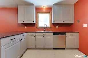 51 Joseph Rd, Naugatuck, CT 06770 - Photo 10