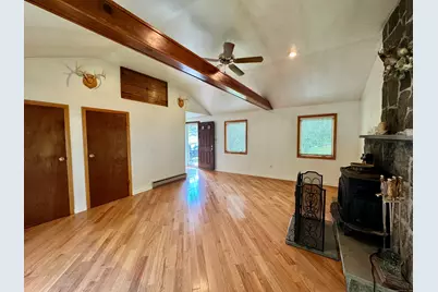 11 Knollcrest Road, New Fairfield, CT 06812 - Photo 12