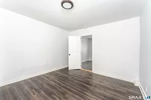 429 Washington Ave, Waterbury, CT 06708 - Photo 16