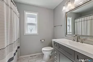 132 Howard Ave, Ansonia, CT 06401 - Photo 40