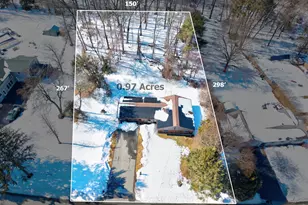 15 Pollys Ln, Montville, CT 06382 - Photo 2