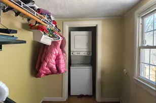 70 Walnut St, Putnam, CT 06260 - Photo 6