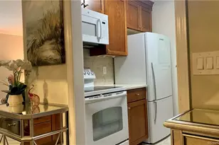 3 Oakwood Dr, Norwalk, CT 06812 - Photo 12