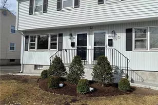 44 Hillside Ave, New Canaan, CT 06840 - Photo 2