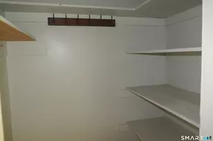 549 Howe Ave, Shelton, CT 06484 - Photo 4