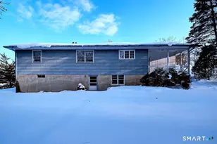 137 Lincoln St, Naugatuck, CT 06770 - Photo 2