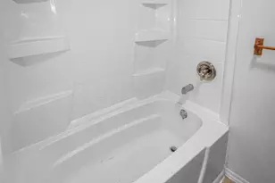 1235 Bank St, Waterbury, CT 06708 - Photo 14