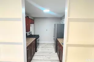 127 Lebanon St, Hartford, CT 06112 - Photo 4