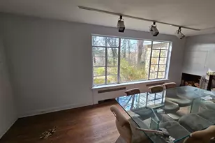 677 W Hill Rd, Stamford, CT 06902 - Photo 18