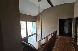 677 W Hill Rd, Stamford, CT 06902 - Photo 10