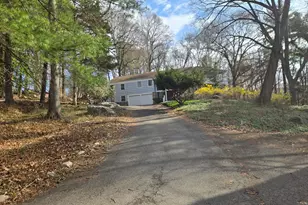 677 W Hill Rd, Stamford, CT 06902 - Photo 2