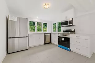 529 Danbury Rd, Wilton, CT 06897 - Photo 4