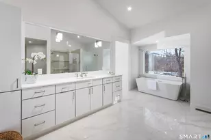 475 Fence Row Dr, Fairfield, CT 06824 - Photo 20