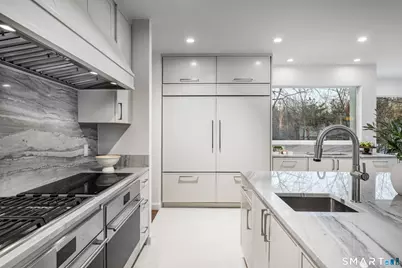 475 Fence Row Drive, Fairfield, CT 06824 - Photo 10