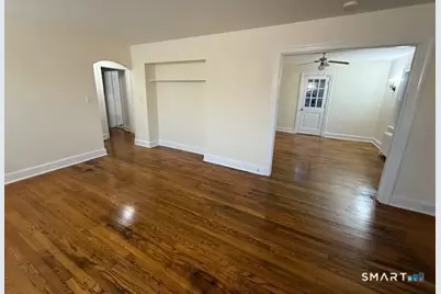 15 Bunker Hill Avenue, Waterbury, CT 06708 - Photo 6