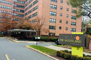 31 Woodland St, Hartford, CT 06105 - Photo 1