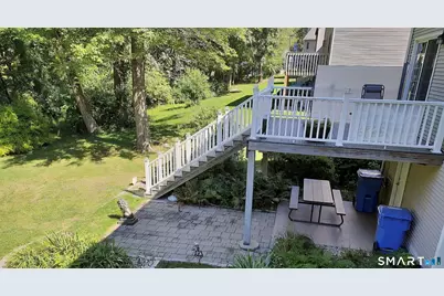 27 Leo J Lane, Manchester, CT 06042 - Photo 4