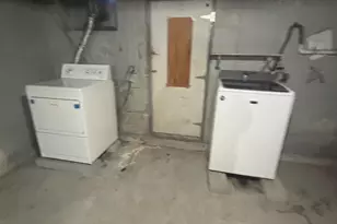 163 Louisiana Ave, Bridgeport, CT 06610 - Photo 28