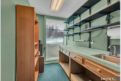 168 New Milford Turnpike #2A, Washington, CT 06777 - Photo 16