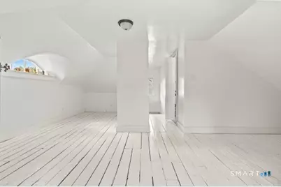 16 Lilley Road, West Hartford, CT 06119 - Photo 14