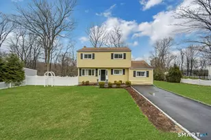 51 Ledgewood Dr, Norwalk, CT 06850 - Photo 2