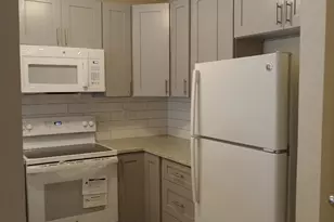 1204 Whitney Ave, Hamden, CT 06517 - Photo 6