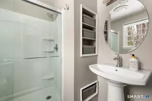 19 Brookwood Dr, Newtown, CT 06470 - Photo 22