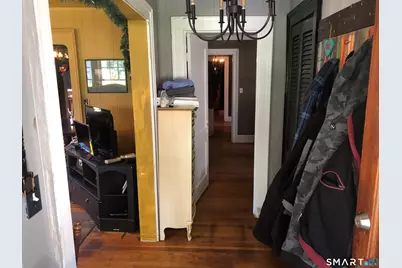 317 Garden Street #First Floor, Wethersfield, CT 06109 - Photo 2