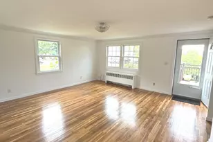 110 Dirienzo Heights, Derby, CT 06418 - Photo 2